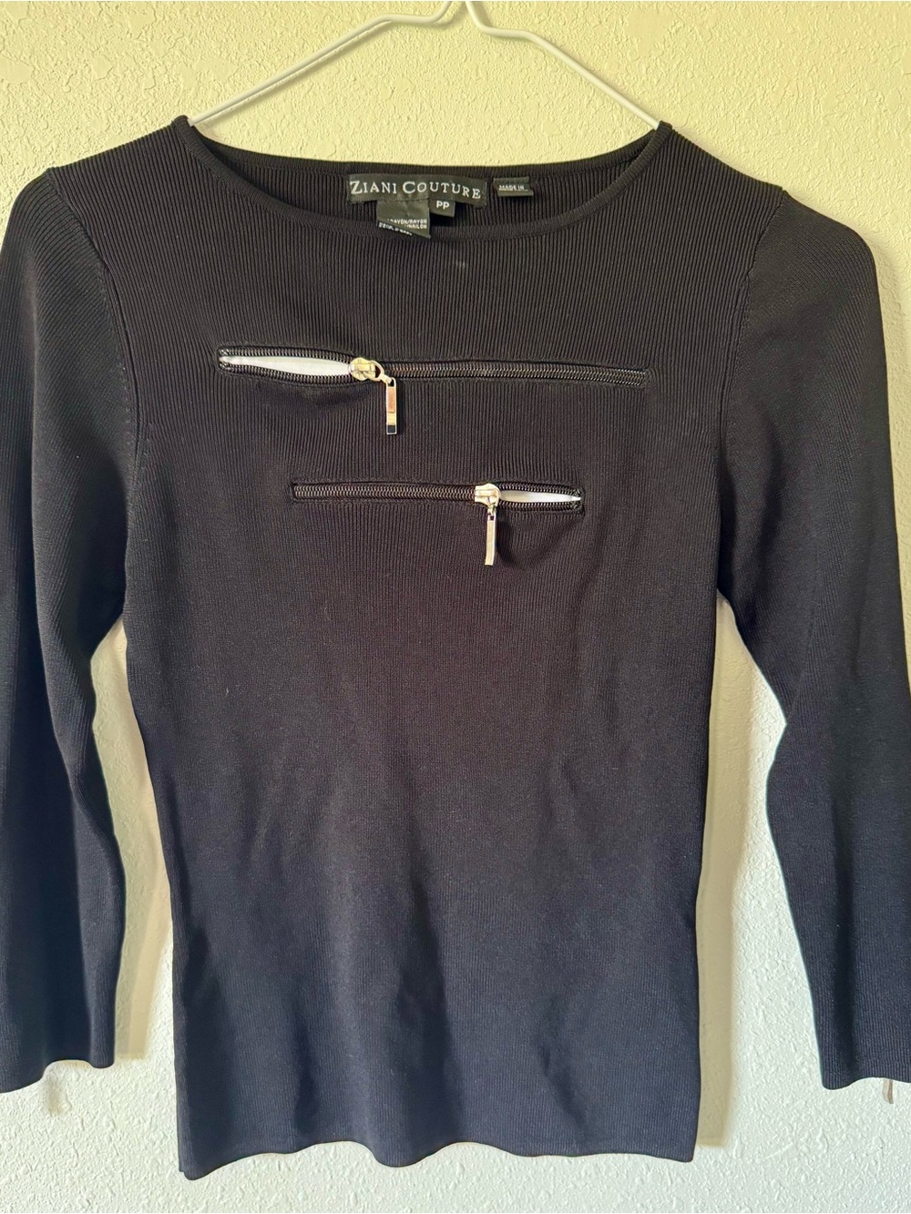 Ziani Couture Black Ribbed Long-Sleeve Tee with Front Zip Accents Size PP